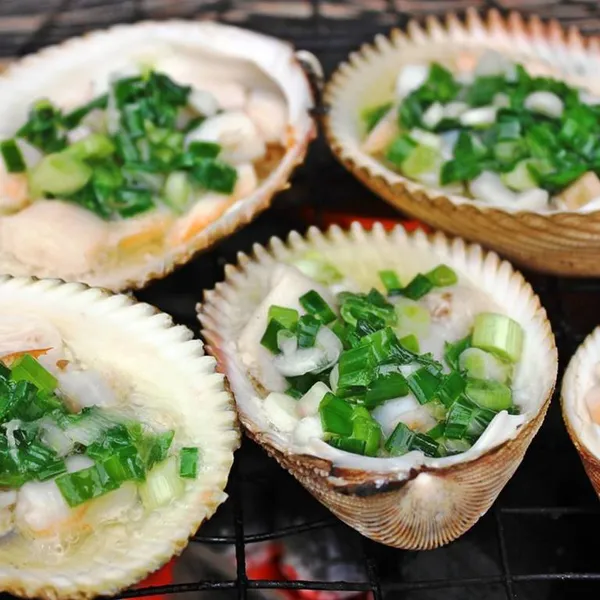 Private Hanoi Seafood Tasting And Walking Tour
