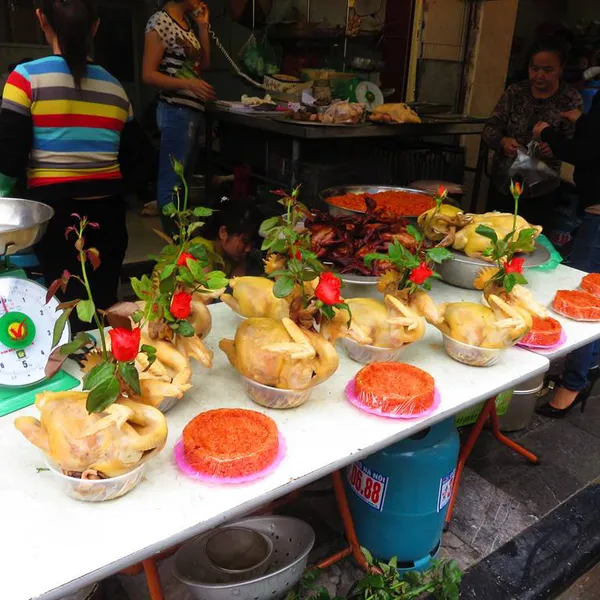 Private Hanoi Street Food Tour 