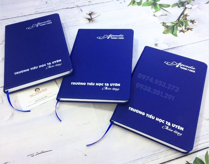 Kích thước sổ tay bìa da A5 may chỉ keo gáy 16 x 24 cm Kích thước sổ tay bìa da A5 may chỉ keo gáy 16 x 24 cm