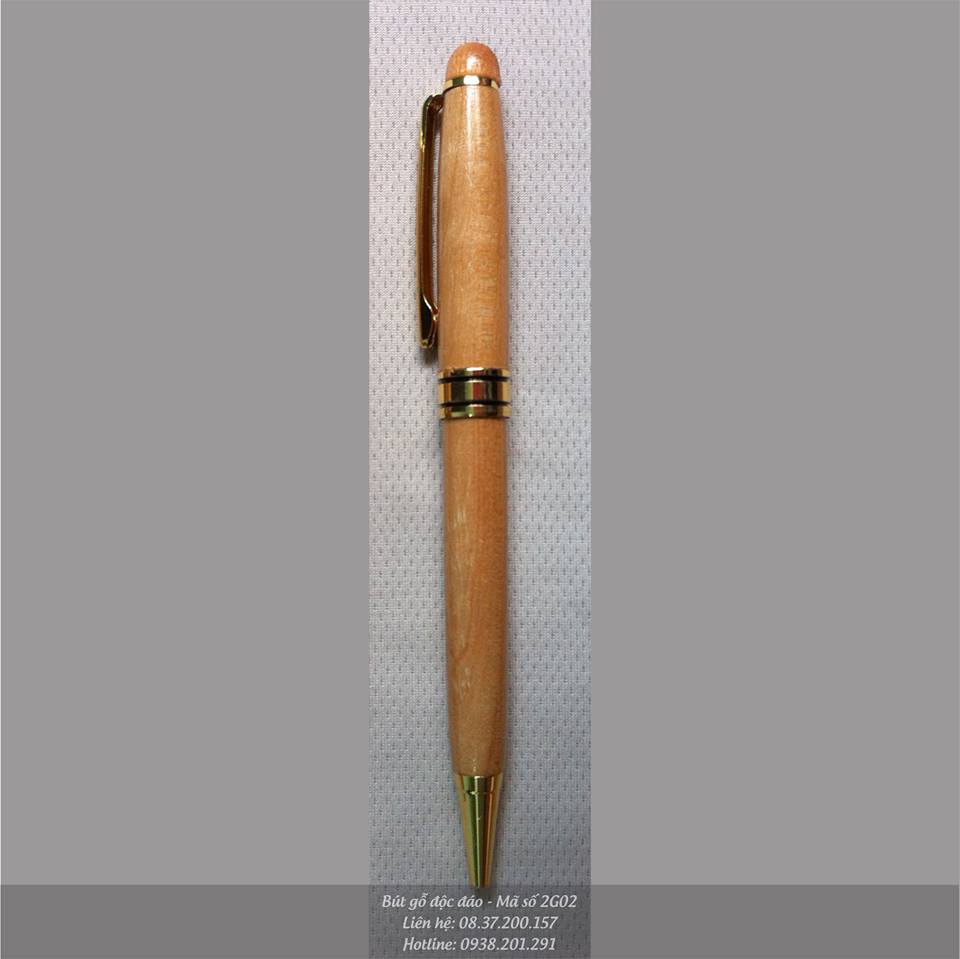 Bút gỗ đẹp khắc tên khắc logo công ty làm quà tặng Bút gỗ đẹp khắc tên khắc logo công ty làm quà tặng