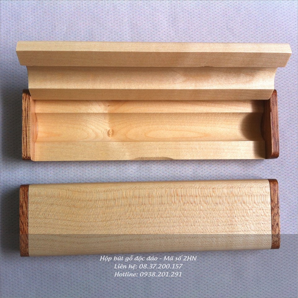 Hộp bút gỗ đẹp màu vàng nhạt khắc tên theo yêu cầu giá rẻ nhất tại TPHCM Hộp bút gỗ đẹp màu vàng nhạt khắc tên theo yêu cầu giá rẻ nhất tại TPHCM
