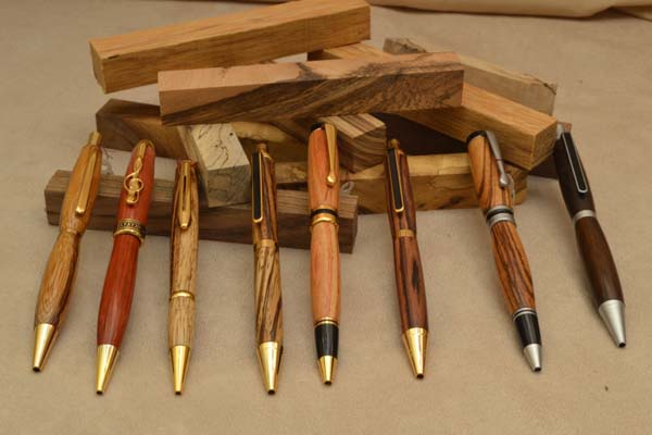 Bút viết gỗ đa dạng mẫu mã