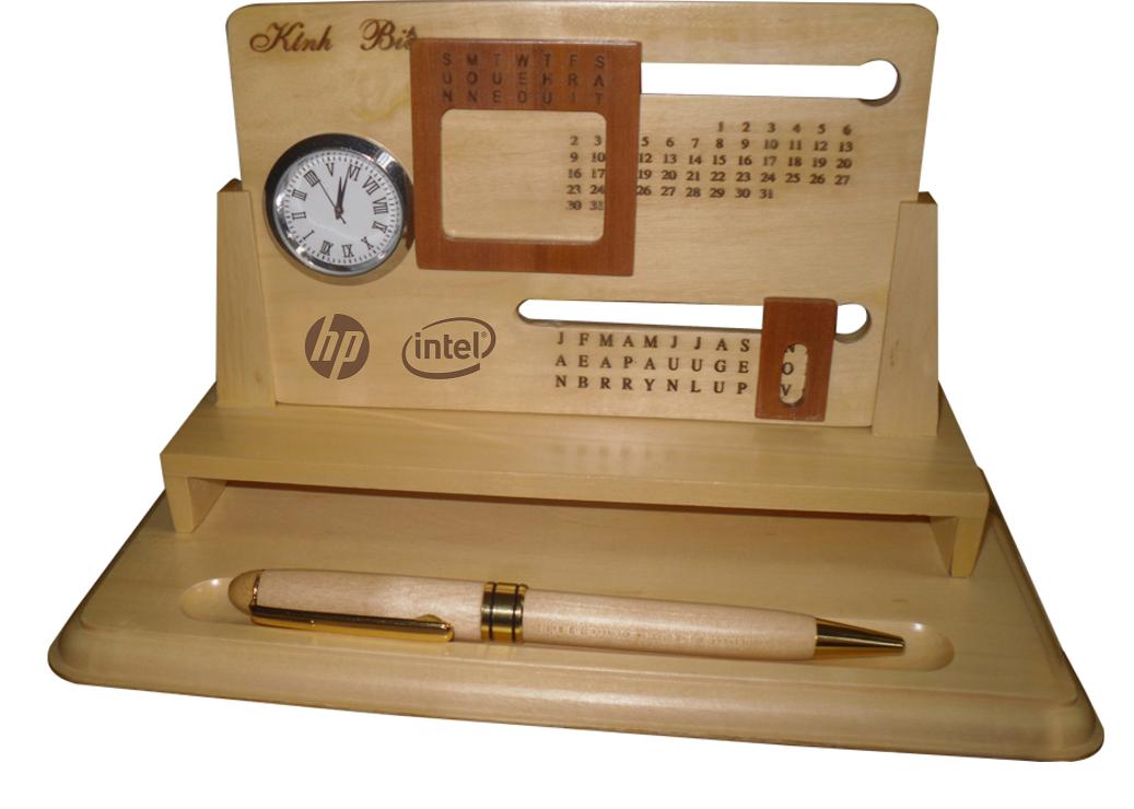 Viết gỗ khắc những kí tự đặc biệt hoặc chữ thư pháp