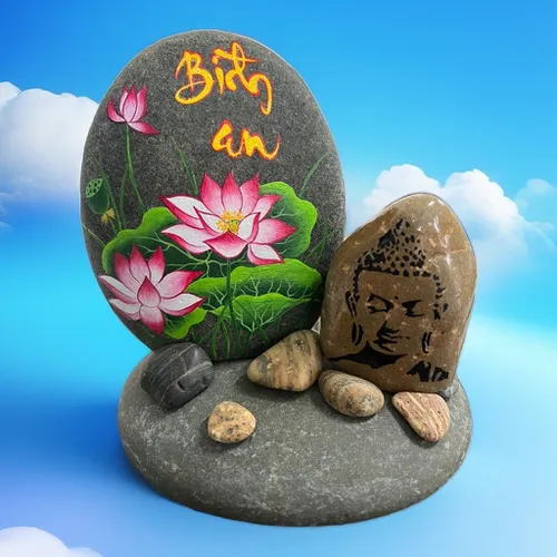 Hoa Sen Bình An Đức Phật