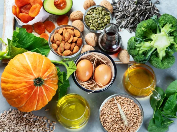 Ăn gì để da trắng? 12 thực phẩm “vàng” giúp da sáng mịn, rạng rỡ từ bên trong