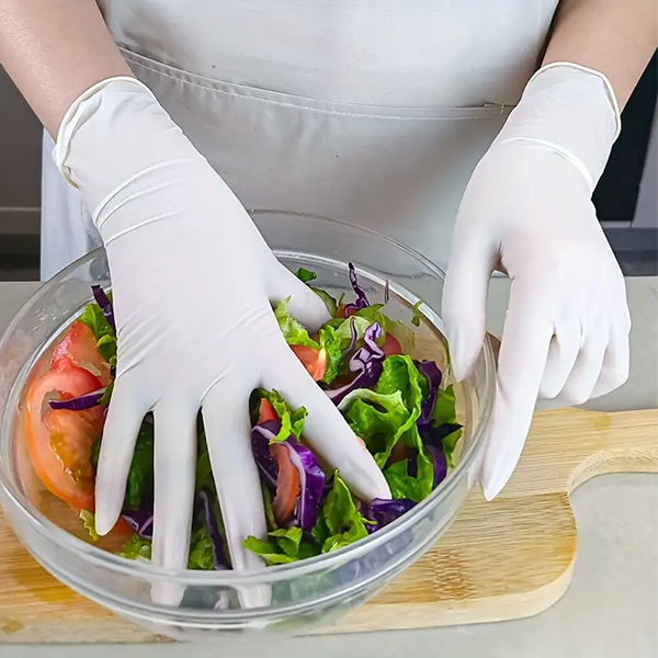 Găng tay Nitrile trong chế biến thực phẩm