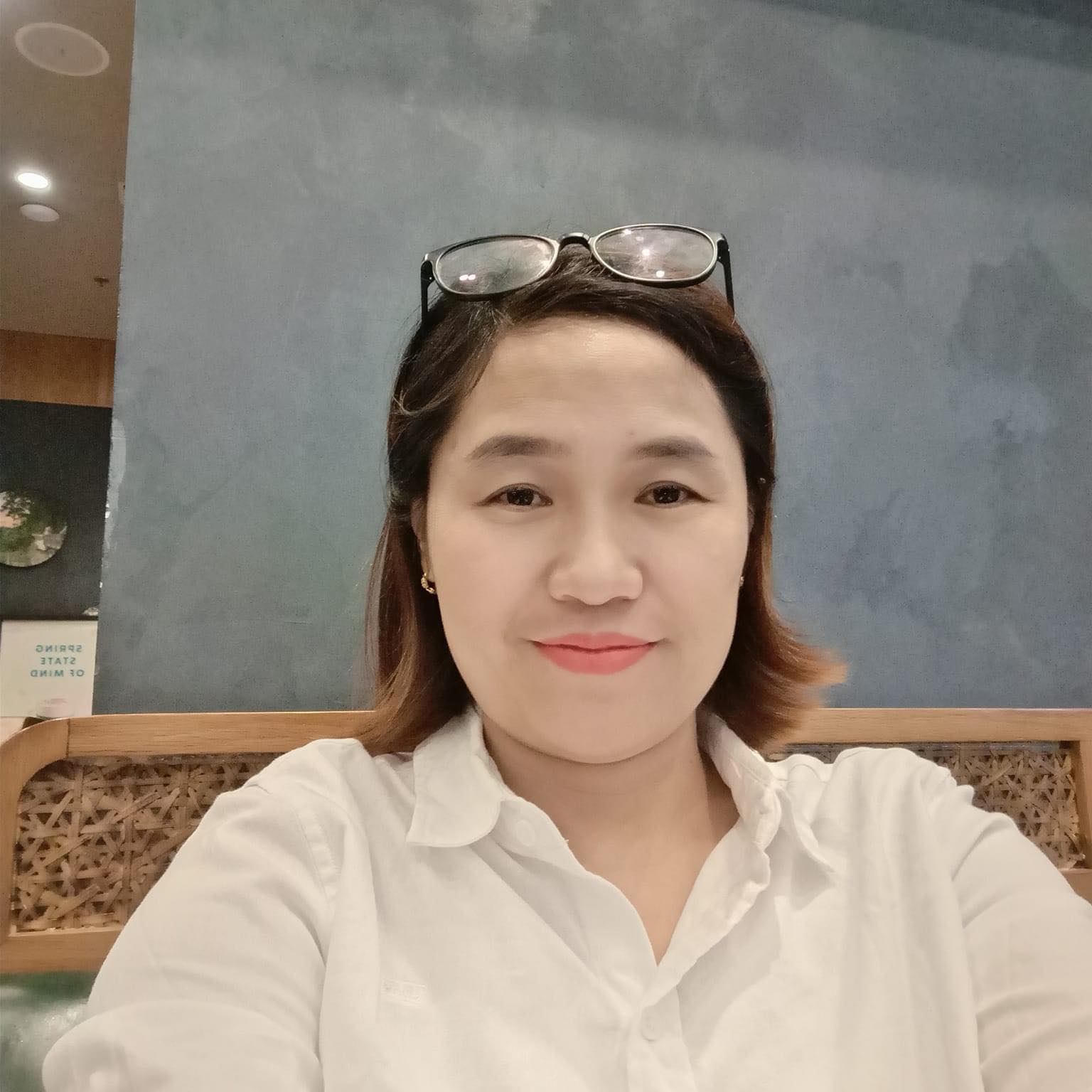 CEO Nguyễn Thị Hằng 