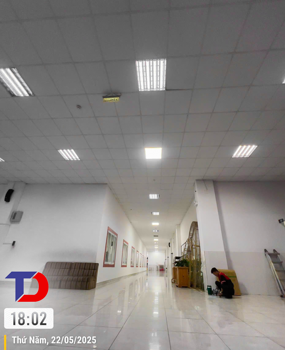 Tâm Đức Tech thi công lắp đặt hệ thống chiếu sáng trường học