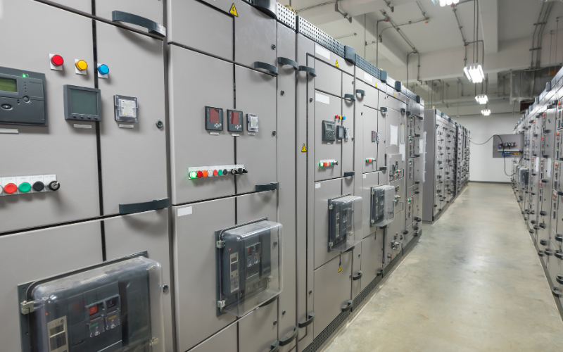 hệ thống điện công nghiệp đóng vai trò quan trọng trong việc đảm bảo quá trình vận hành và sản xuất của các công trình xây dựng hệ thống điện công nghiệp đóng vai trò quan trọng trong việc đảm bảo quá trình vận hành và sản xuất của các công trình xây dựng