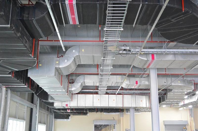 Hệ thống cơ điện, hay còn gọi là M&E sẽ bao gồm hai phần chính: phần cơ và phần điện. Hệ thống cơ điện, hay còn gọi là M&E sẽ bao gồm hai phần chính: phần cơ và phần điện.