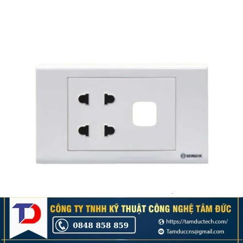 Mặt ổ cắm đôi 2 chấu và 1 lỗ công tắc Vanlock