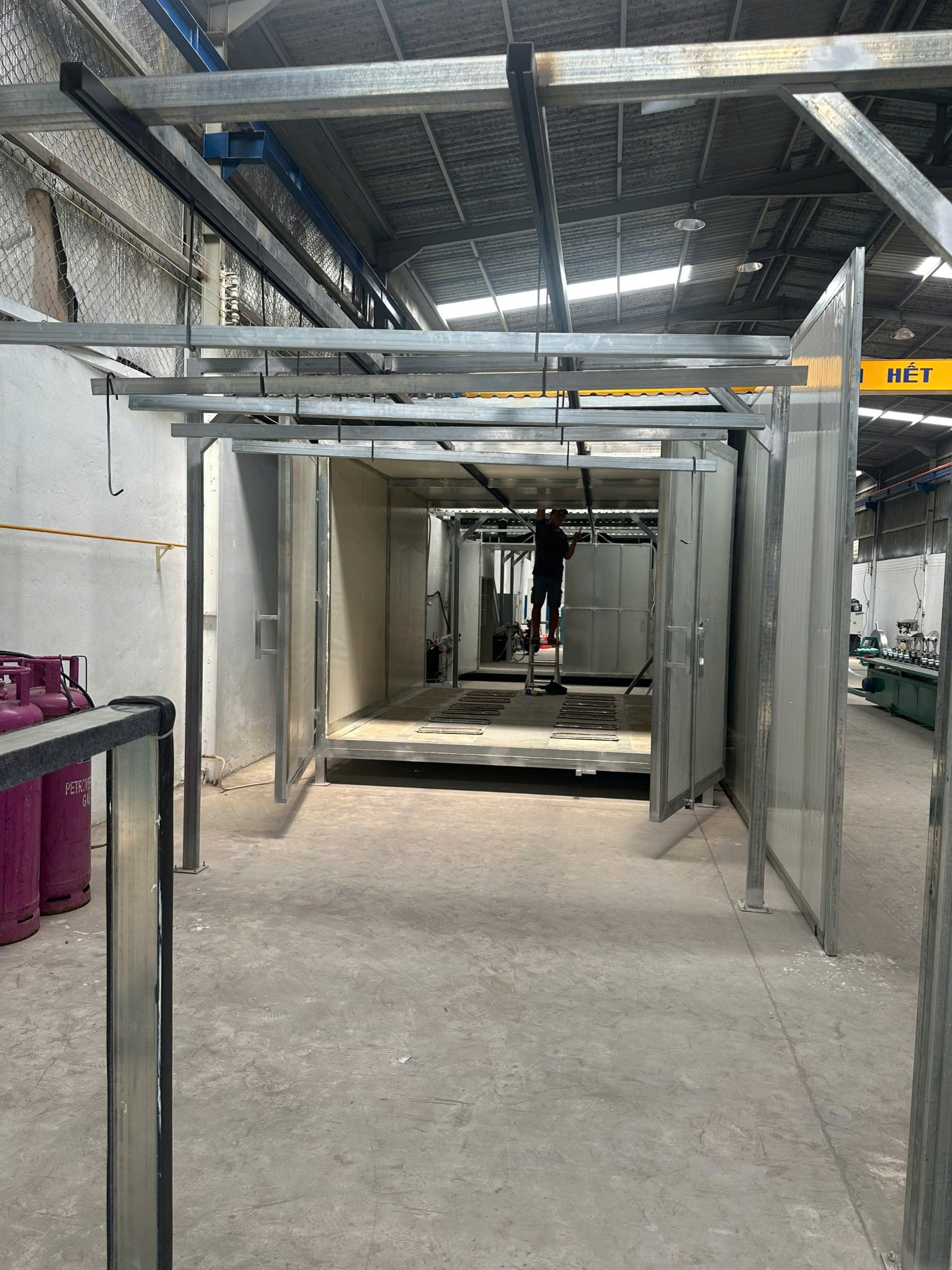 Bán hệ thống sơn tĩnh điện