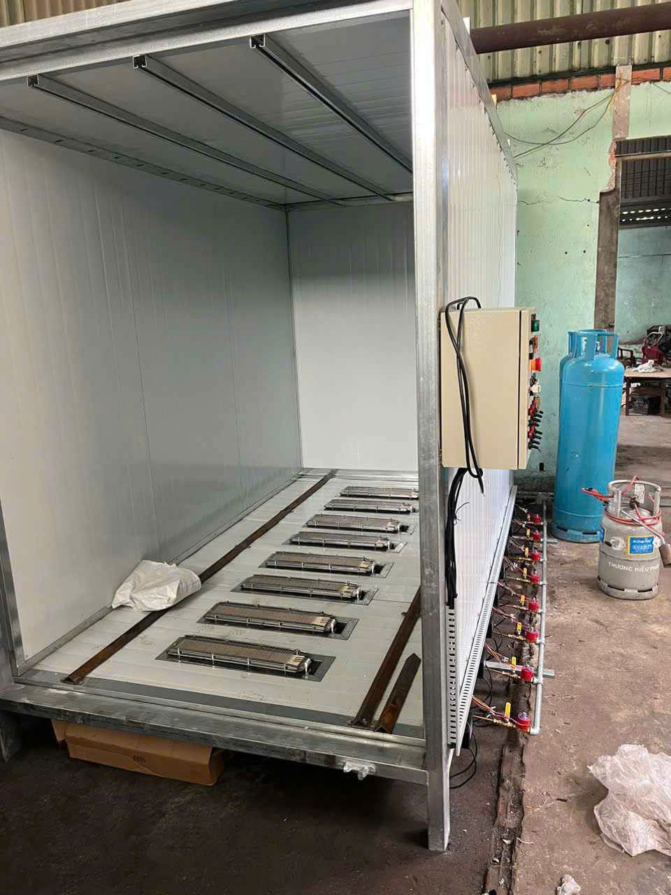 Giá dây chuyền sơn tĩnh điện