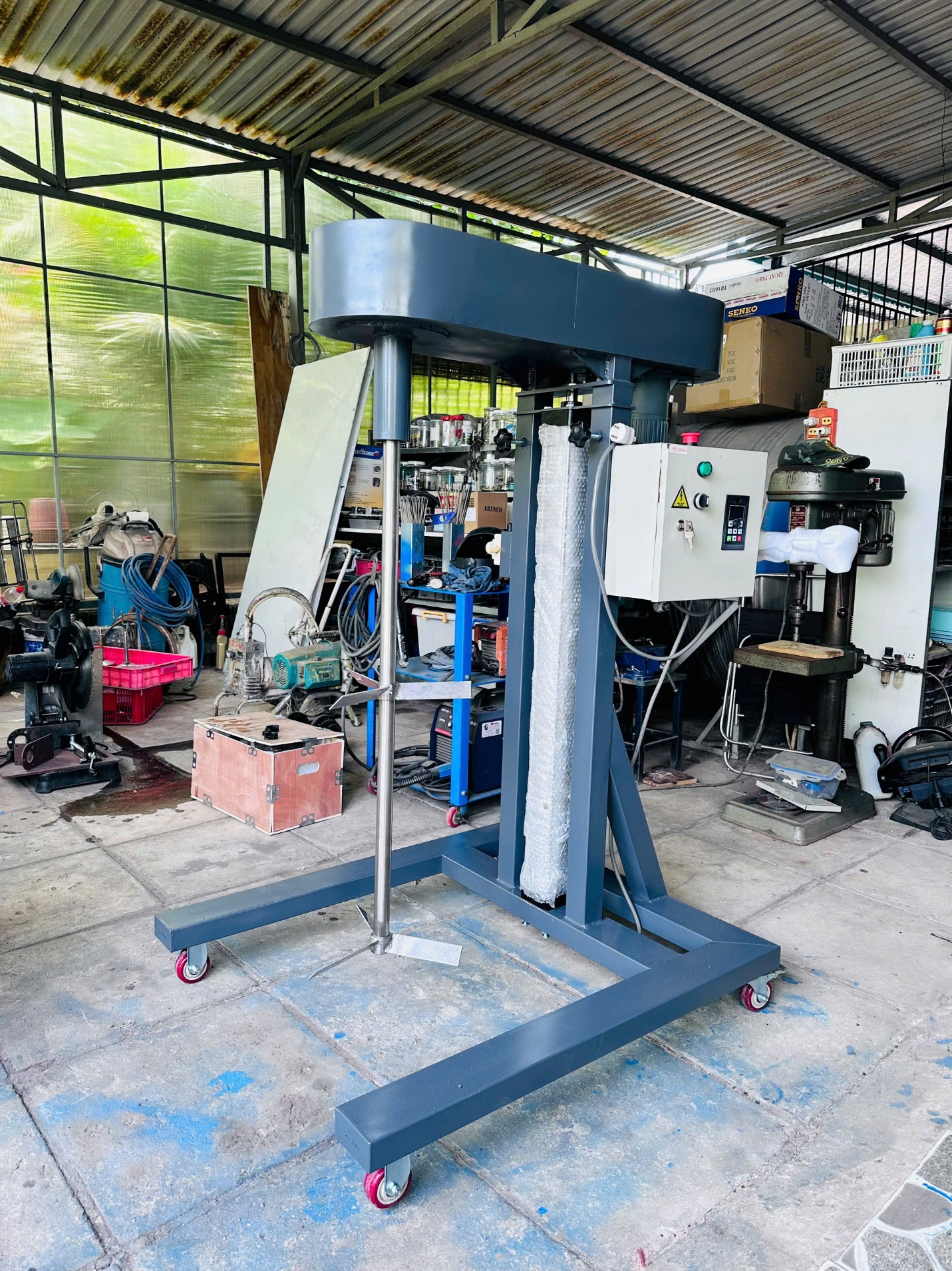 Giá máy khuấy trộn hóa chất