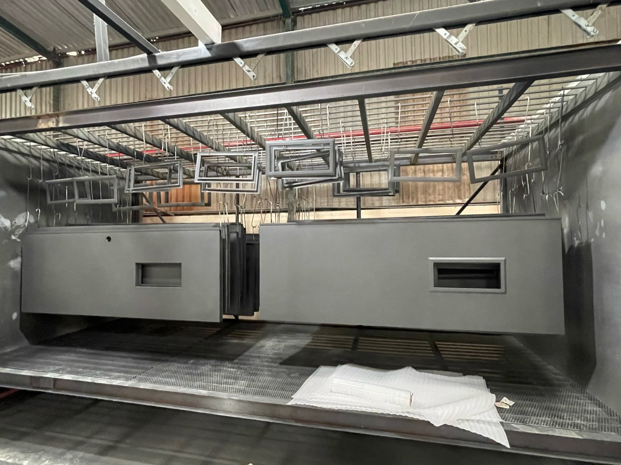 Lắp đặt dây chuyền sơn tĩnh điện