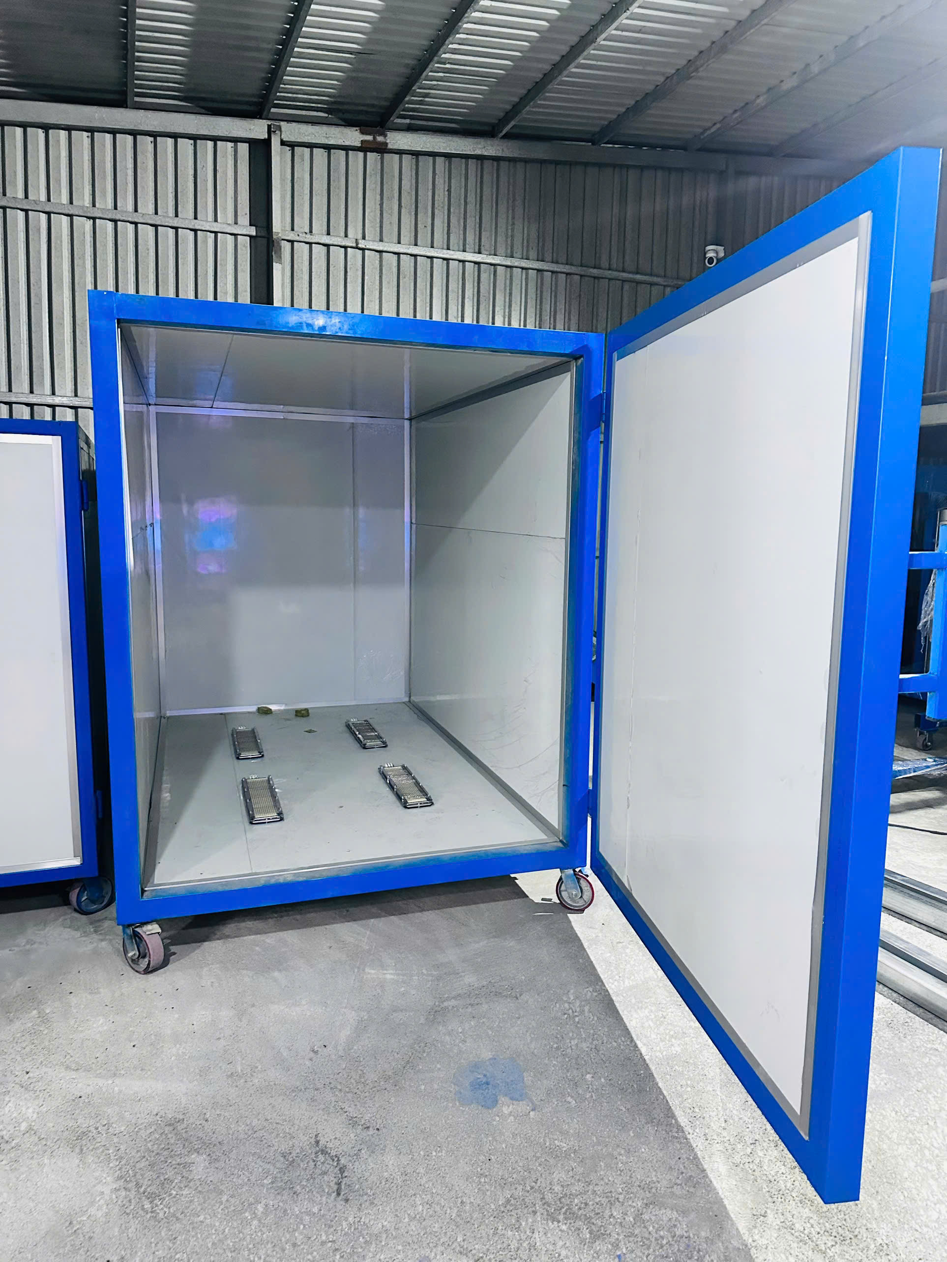 Lò sấy sơn tĩnh điện tự động