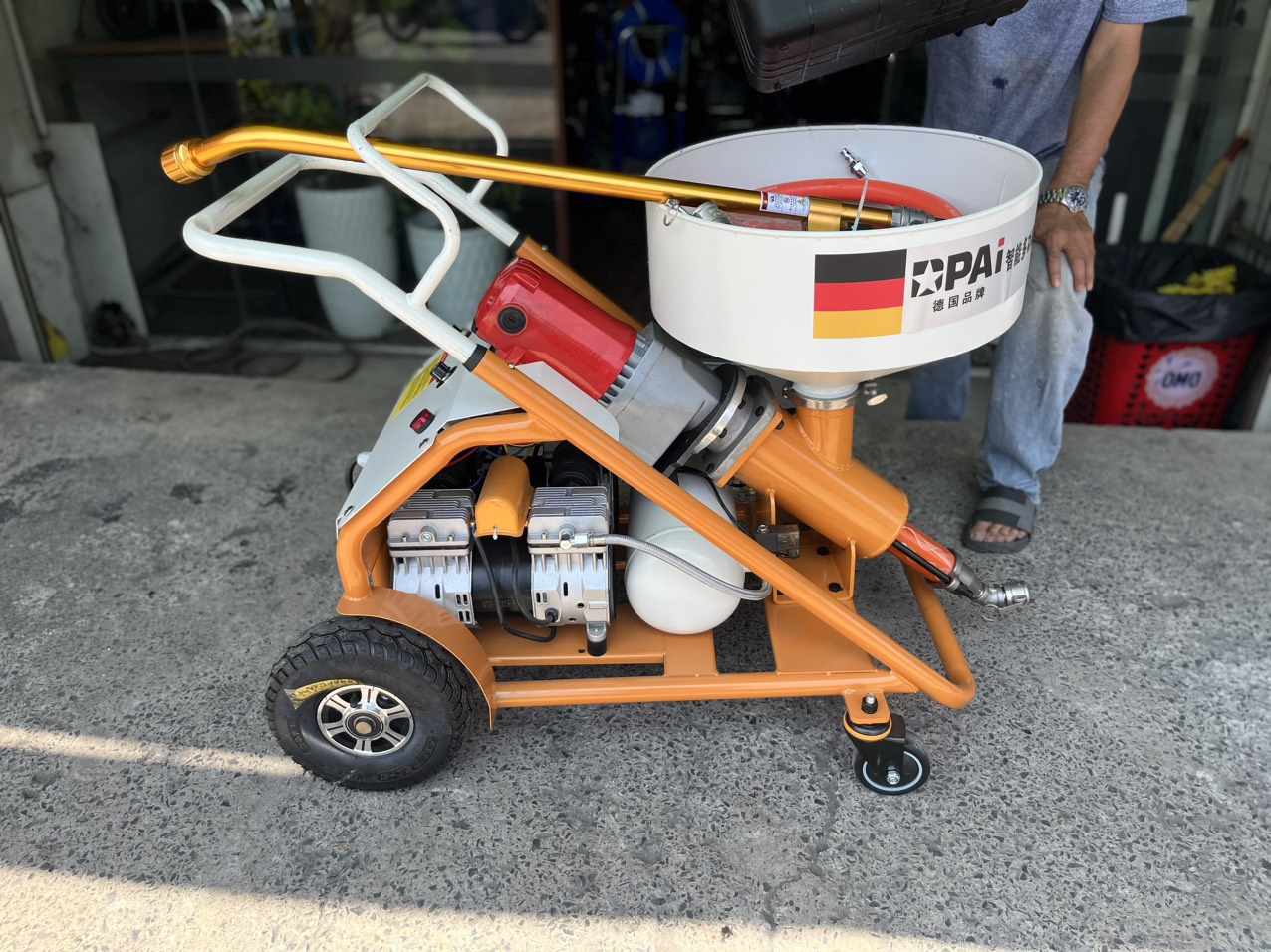 Máy phun chống thấm 2 thành phần 002