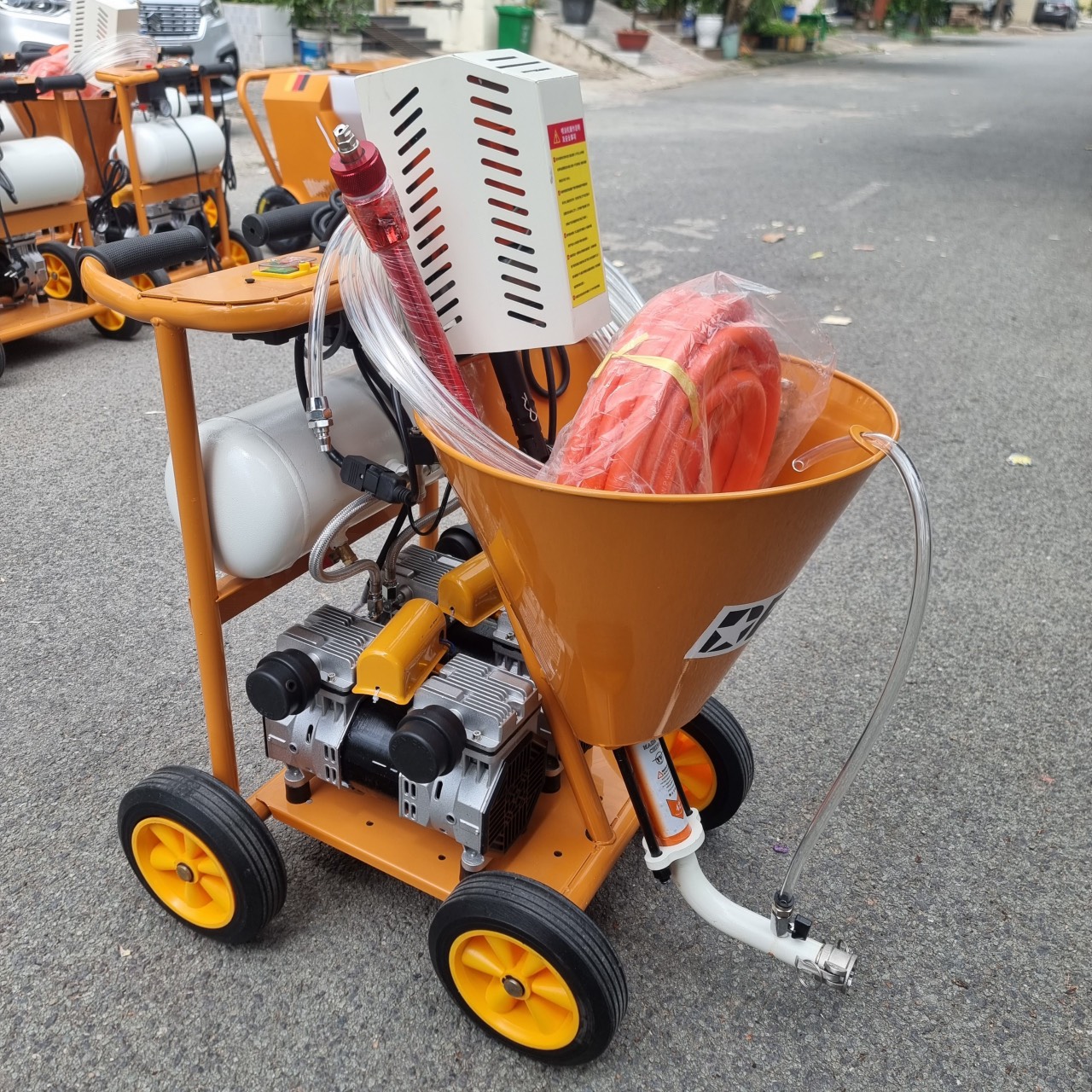 Máy phun sơn chống thấm