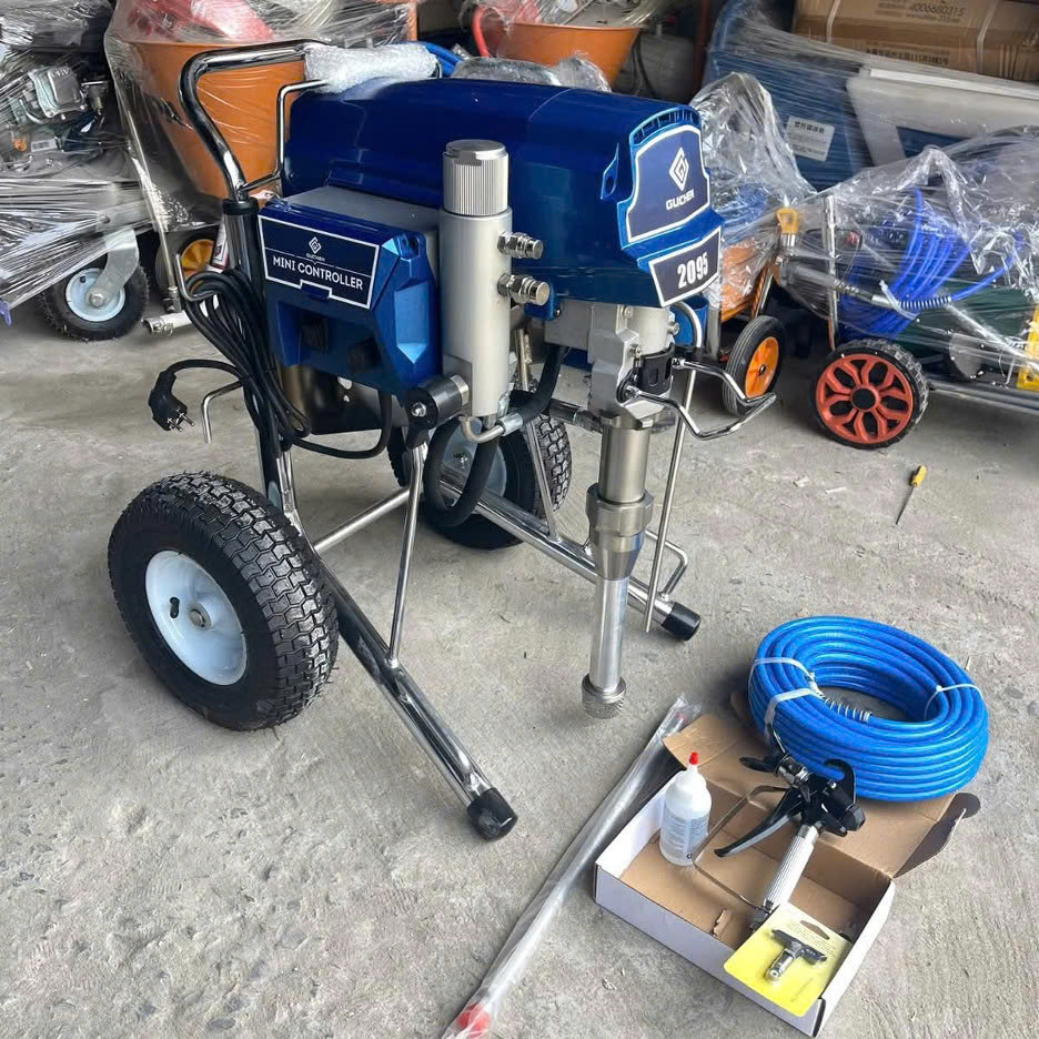 Máy phun sơn nước