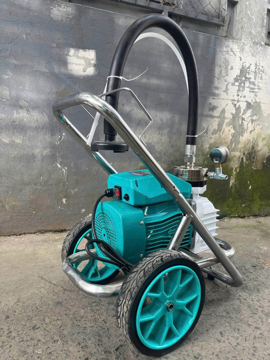 Máy phun sơn nước