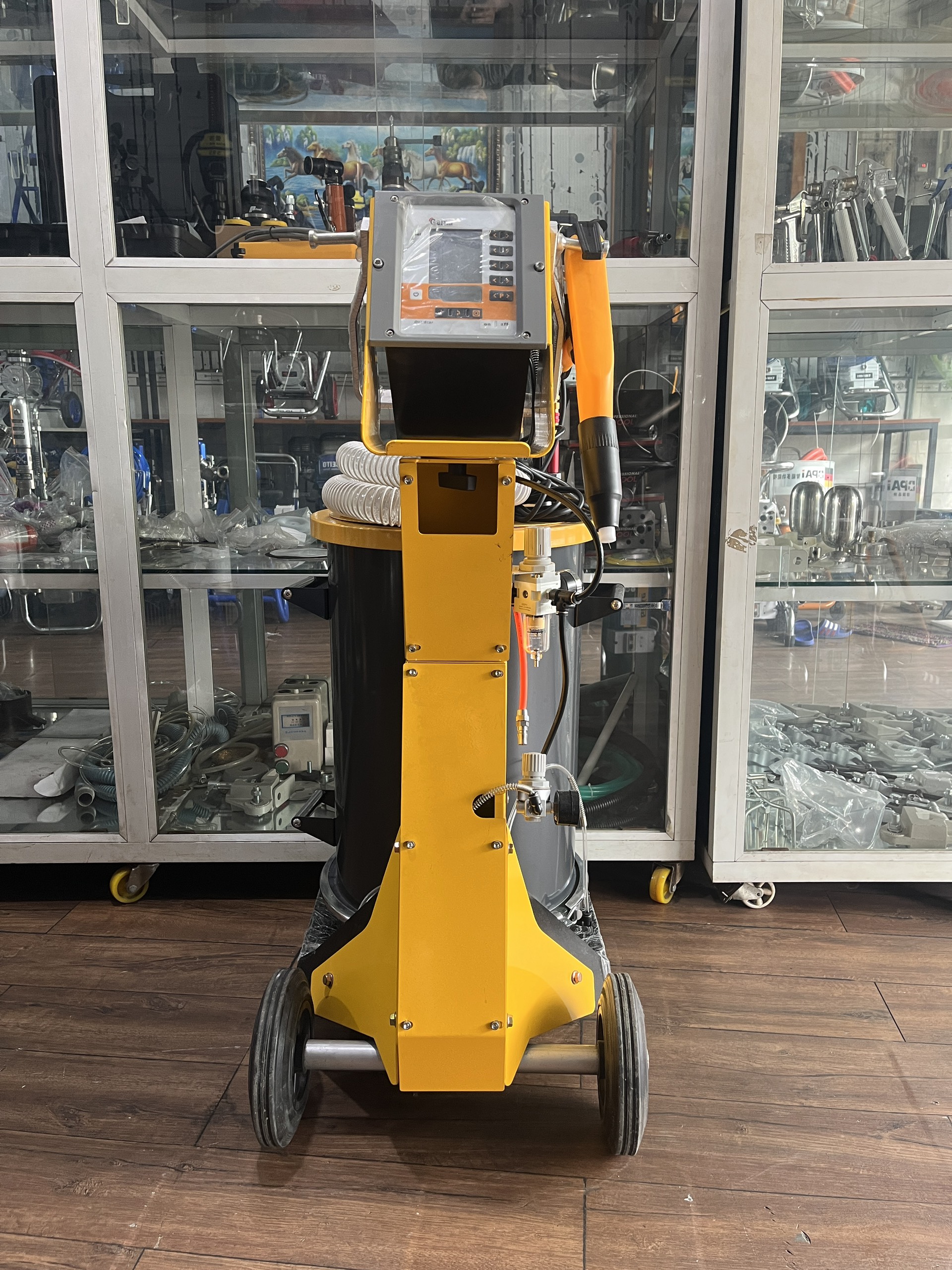 Máy phun sơn sắt