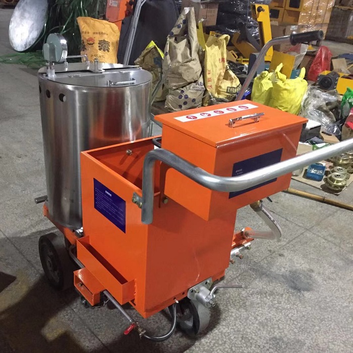 Máy phun sơn vạch kẻ đường