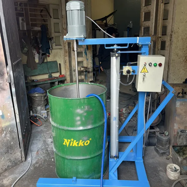 Máy khuấy trộn hóa chất