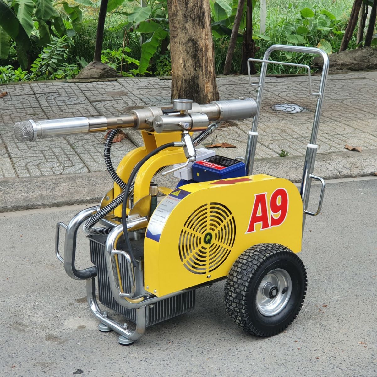 máy phun bột trét đặc Guke A-9