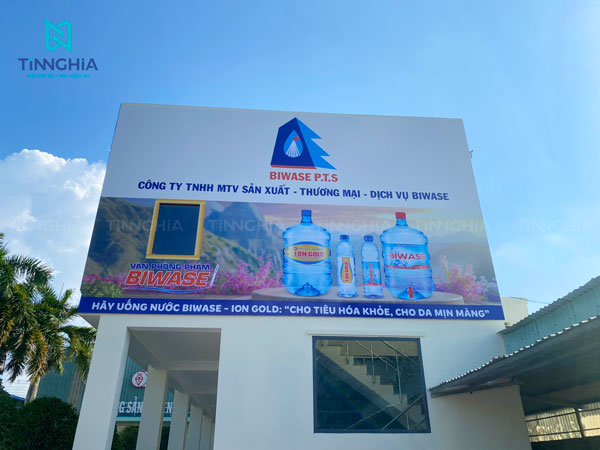 THI CÔNG BẢNG HIỆU ALU TẠI BẾN CÁT