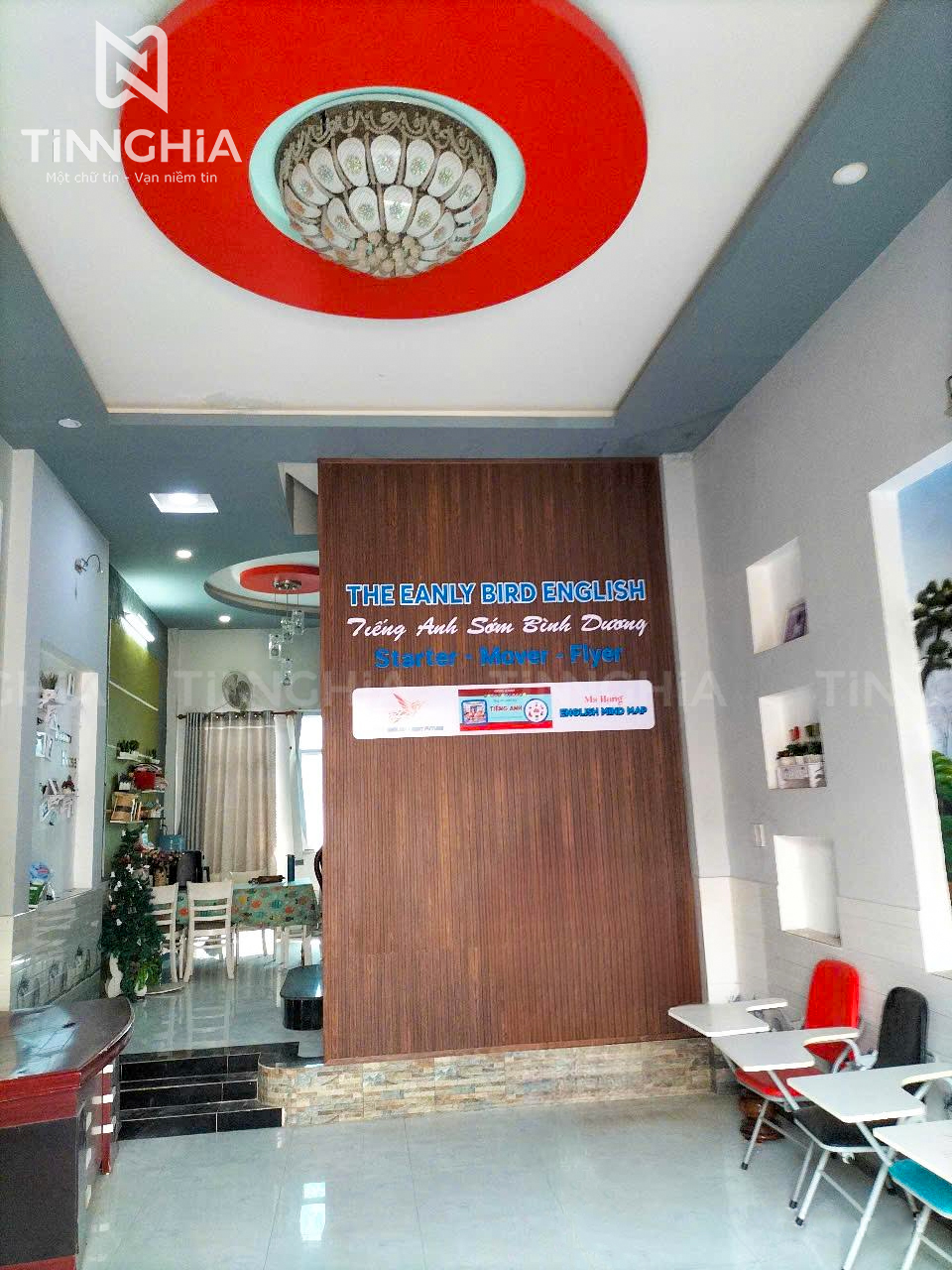 10 + Mẫu Backdrop Logo Chữ Nổi Thương Hiệu Gắn Văn Phòng