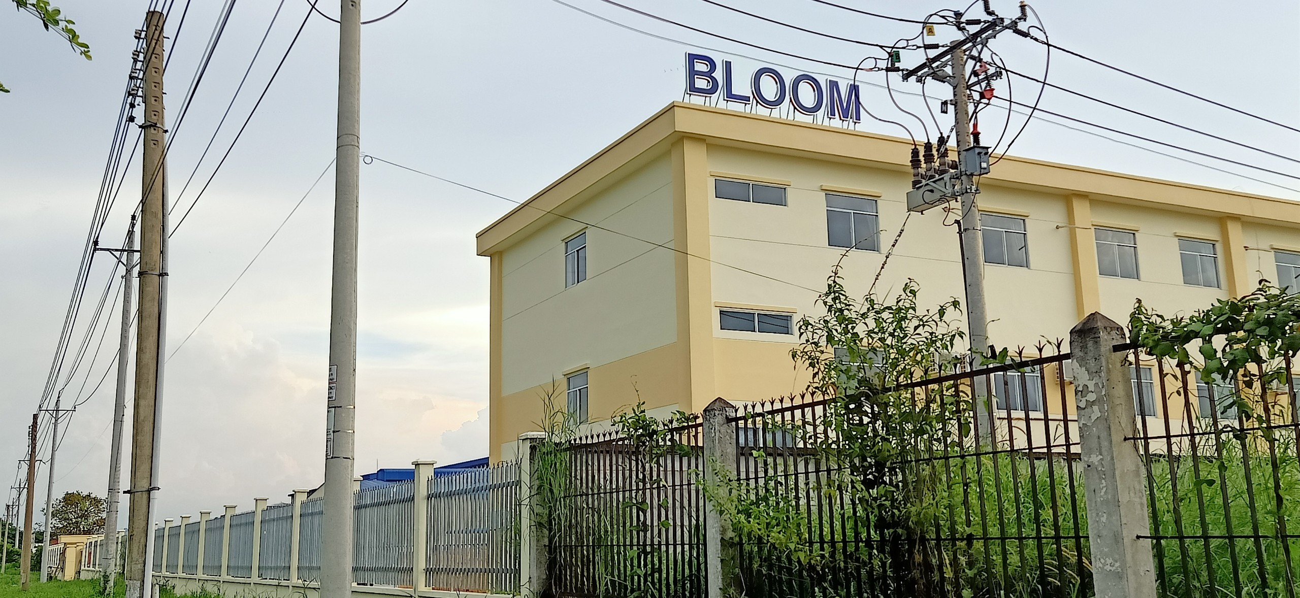 10+ Mẫu Bảng Hiệu Nhà Máy Nhà Xưởng Lớn Ở Bình Dương