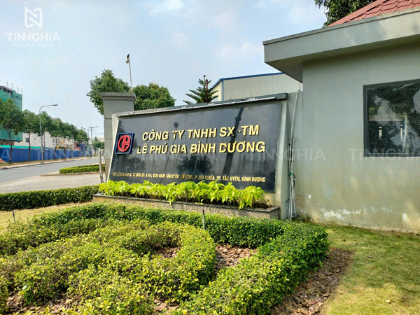 Làm Bảng Chữ Nổi Inox TPHCM