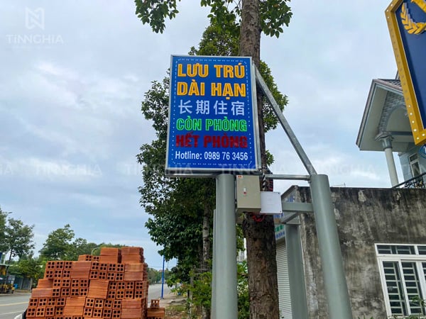 LÀM BIỂN VẪY HỘP ĐÈN LED GIÁ RẺ