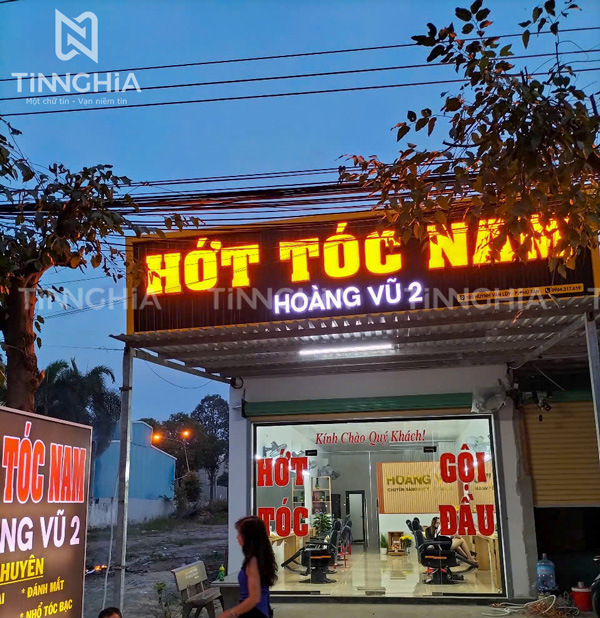 Bảng Hiệu Tôn Sóng Chữ Nổi Đẹp - Bắt Mắt