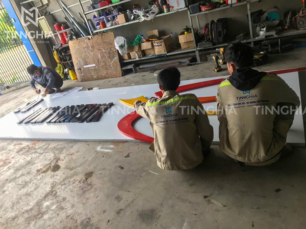 Hướng Dẫn Bảo Quản Bảng Hiệu