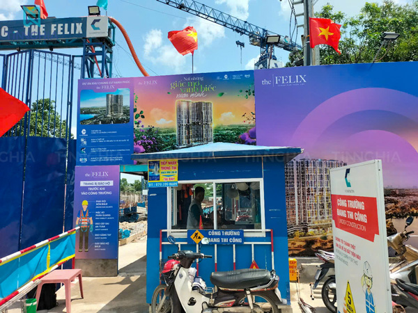 Dự Án Thay Bạt Hàng Rào Công Trình Hoarding Dự Án Felix Bình Dương