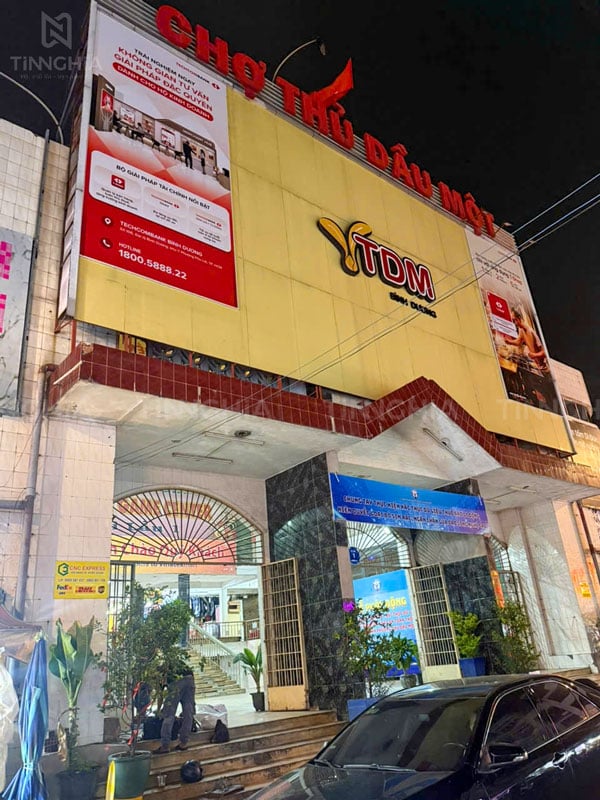 Thi Công Pano Quảng Cáo Ngoài Trời Tại Bình Dương