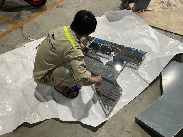 Làm Biển Hiệu Khung Sắt Chữ Nổi Bình Dương