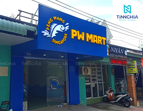 Làm biển quảng cáo gắn đèn LED