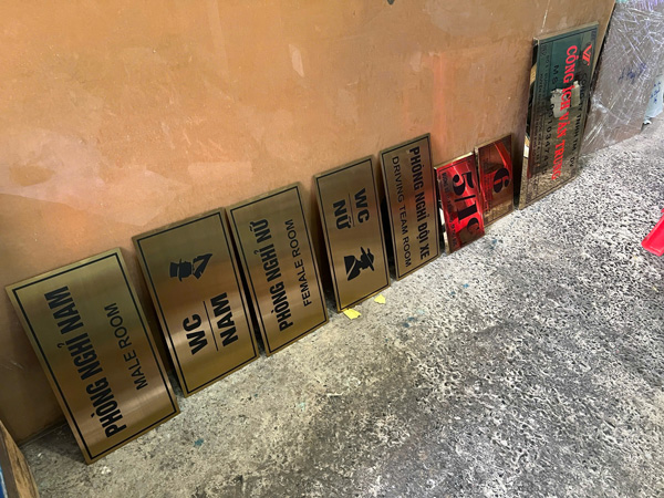 BIỂN CHỈ DẪN, BIỂN THÔNG TIN BẰNG INOX