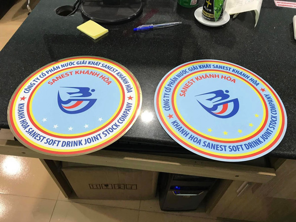 Tín Nghĩa nhận làm bảng tên công ty inox, biển thông tin bằng inox tên doanh nghiệp kinh doanh