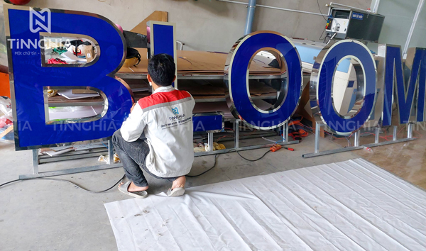 BẢNG HIỆU CHỮ MICA NỔI TPHCM