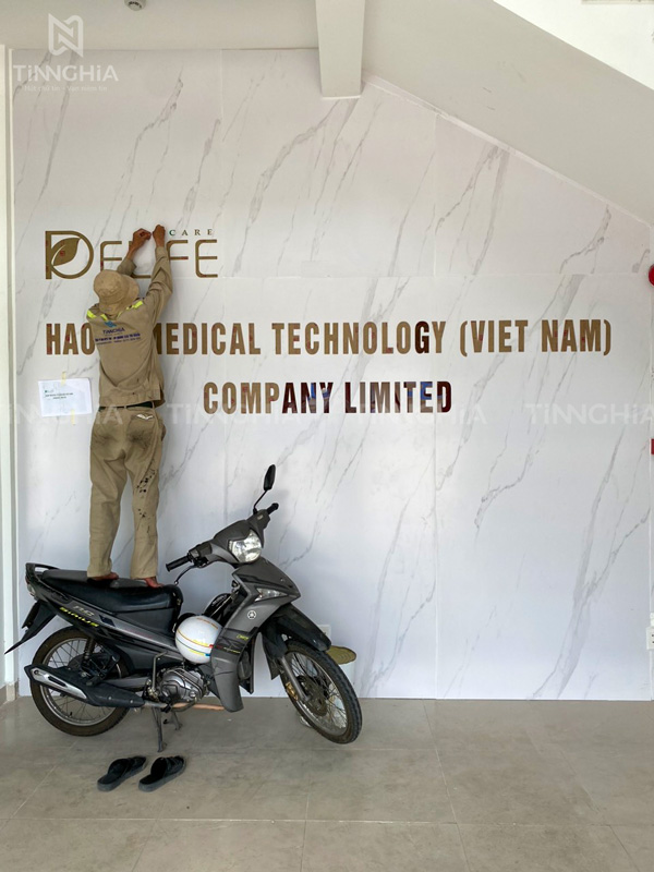 Chữ Nổi Mica Trang Trí Văn Phòng, Xưởng Công Ty