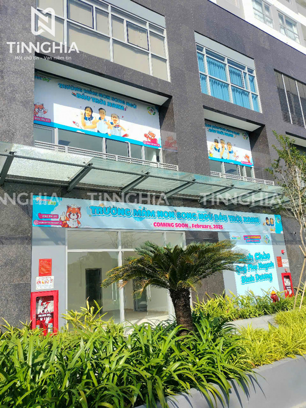 DÁN DECAL CỬA KÍNH TÂN UYÊN