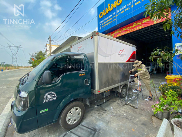 DÁN DECAL XE TẢI BẾN CÁT