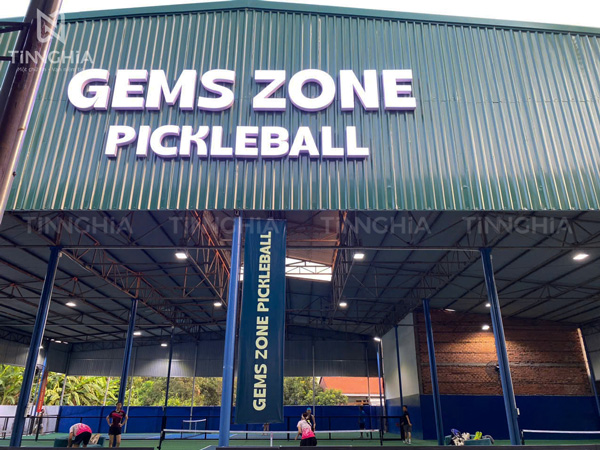 LÀM BIỂN HIỆU CHỮ NỔI MICA