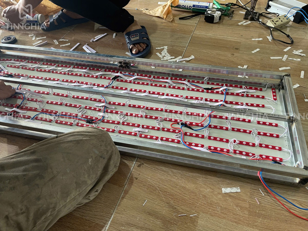 HỘP ĐÈN LED ÂM BẢN LỌNG MICA GIÁ RẺ