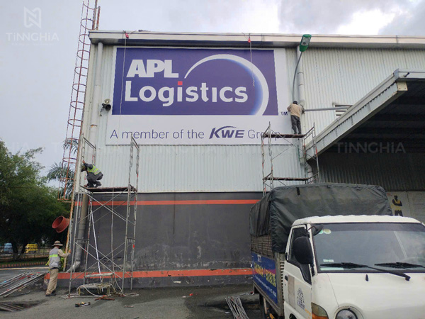 In bảng hiệu bạt khổ lớn tại Bình Dương