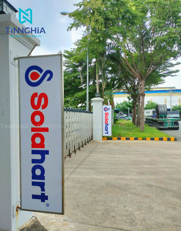 Lắp đặt bảng công ty Bình Dương