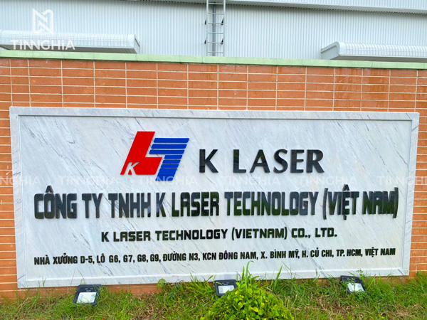 THI CÔNG CHỮ NỔI INOX MICA TẠI THUẬN AN